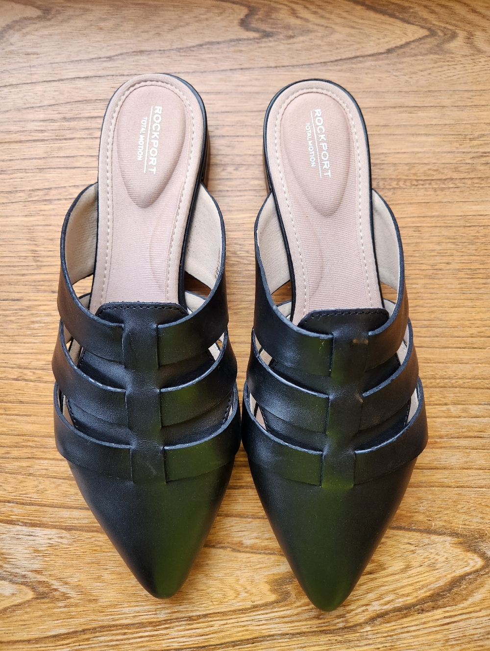 Rockport Total Motion Woven Slides